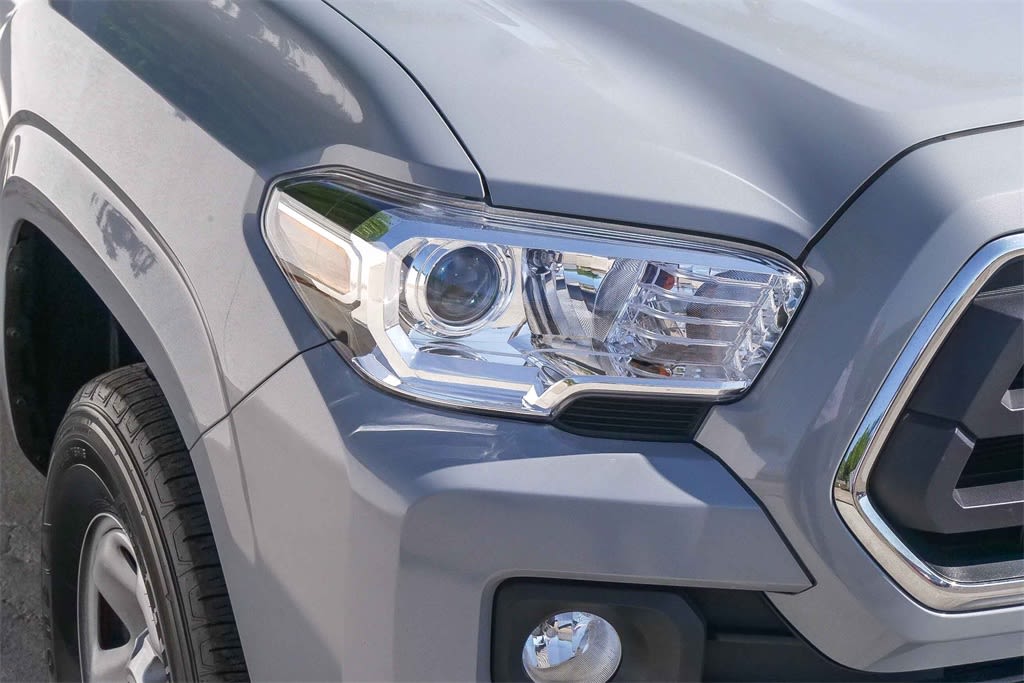 Thumbnail: 2021 Toyota Tacoma - 19