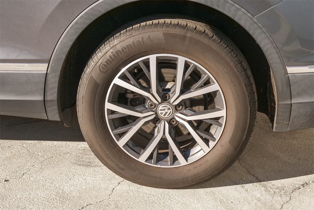 Thumbnail: 2018 Volkswagen Tiguan - 10