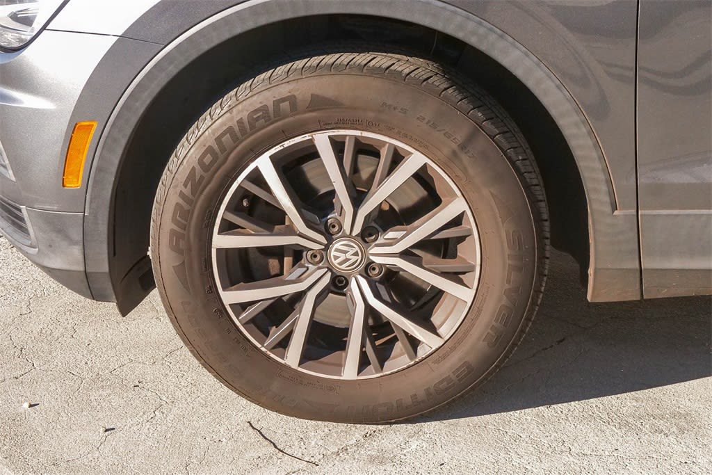 Thumbnail: 2018 Volkswagen Tiguan - 6