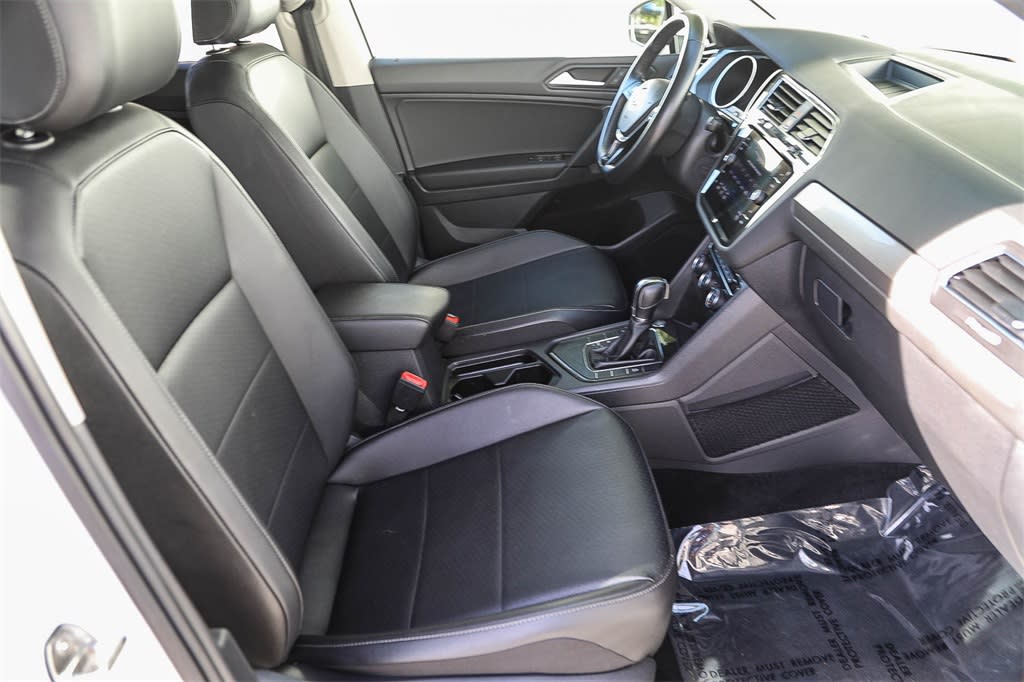 Thumbnail: 2019 Volkswagen Tiguan - 8