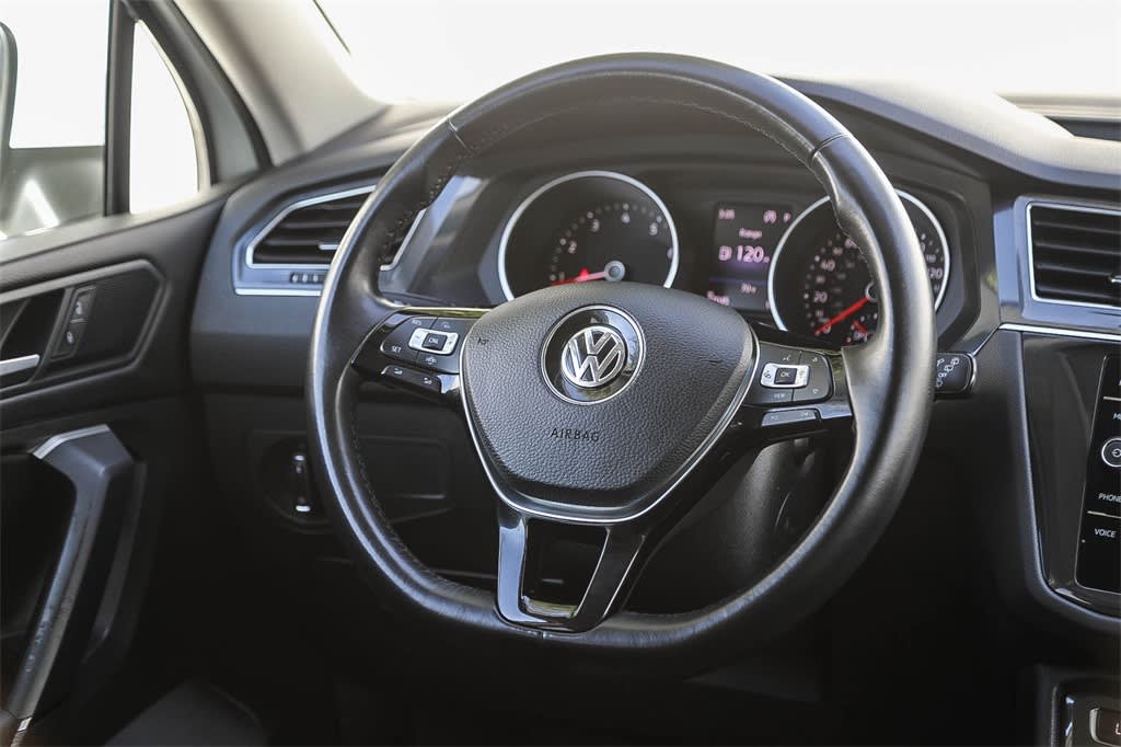 Thumbnail: 2019 Volkswagen Tiguan - 2