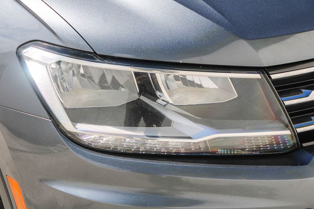 Thumbnail: 2019 Volkswagen Tiguan - 21