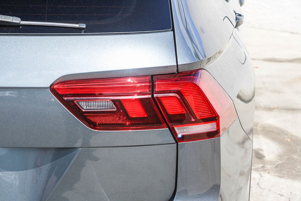 Thumbnail: 2019 Volkswagen Tiguan - 19