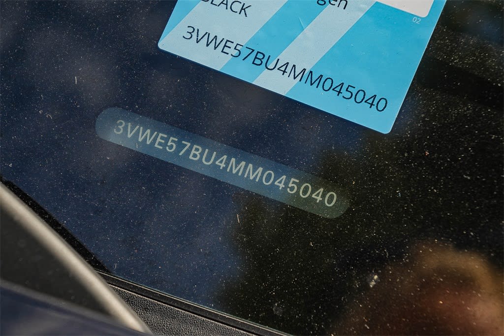 Thumbnail: 2021 Volkswagen Jetta - 6