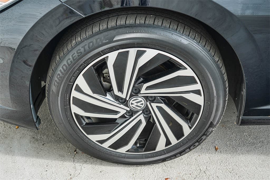 Thumbnail: 2021 Volkswagen Jetta - 5