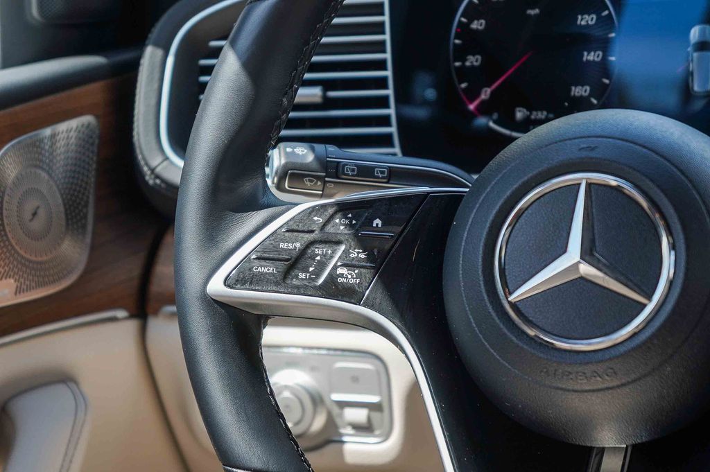 Thumbnail: 2024 Mercedes-Benz GLS - 22