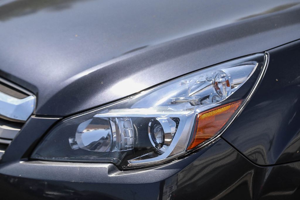 Thumbnail: 2013 Subaru Outback - 10