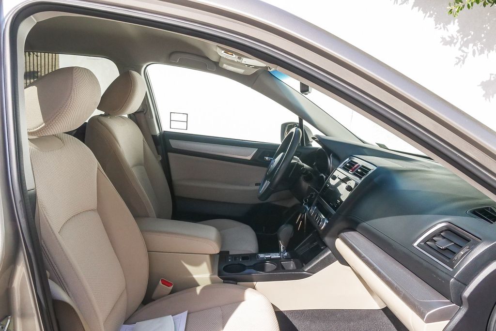 Thumbnail: 2017 Subaru Outback - 9