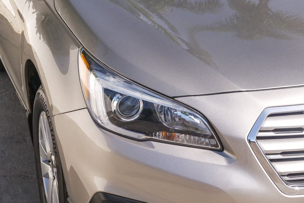 Thumbnail: 2017 Subaru Outback - 18