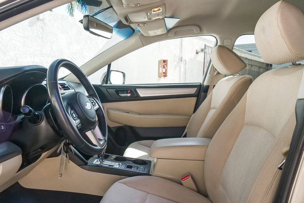 Thumbnail: 2017 Subaru Outback - 10