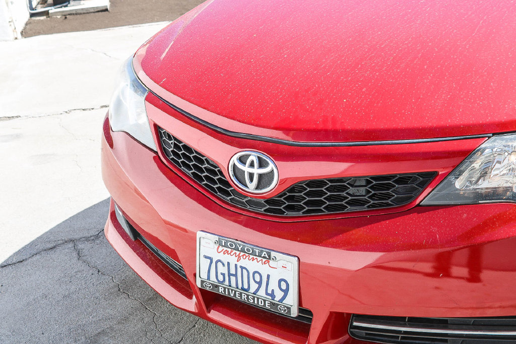 Thumbnail: 2014 Toyota Camry - 12