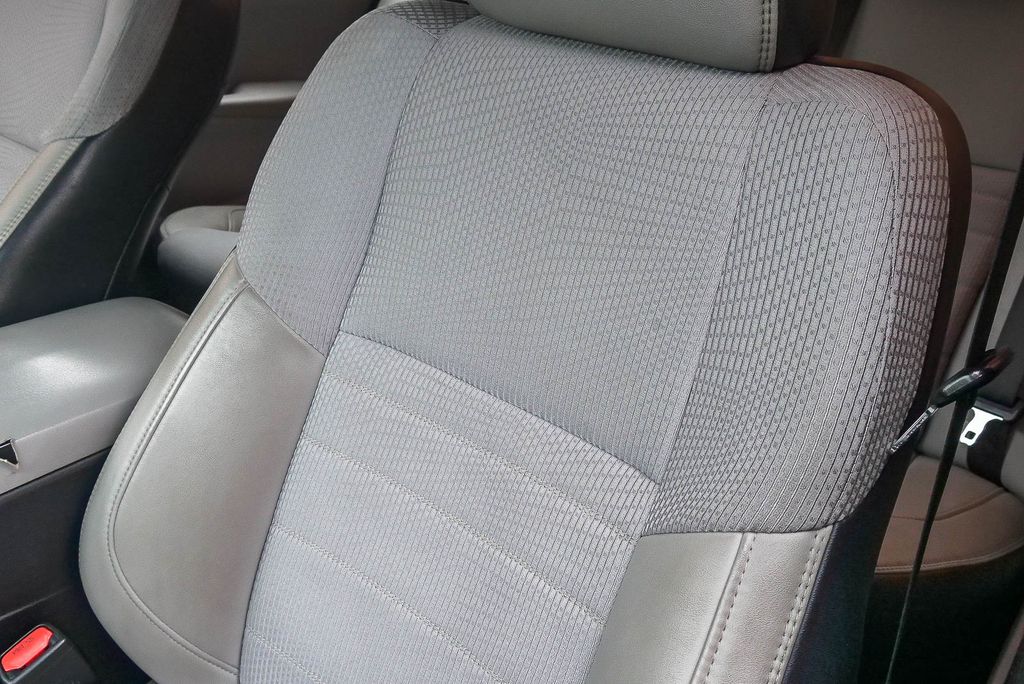Thumbnail: 2016 Toyota Camry - 7