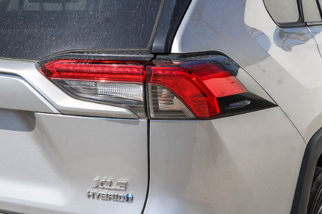 Thumbnail: 2024 Toyota RAV4 - 8