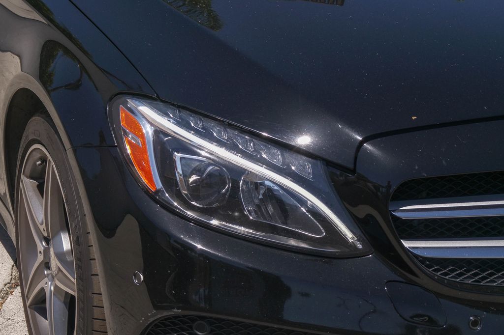 Thumbnail: 2015 Mercedes-Benz C-Class - 5