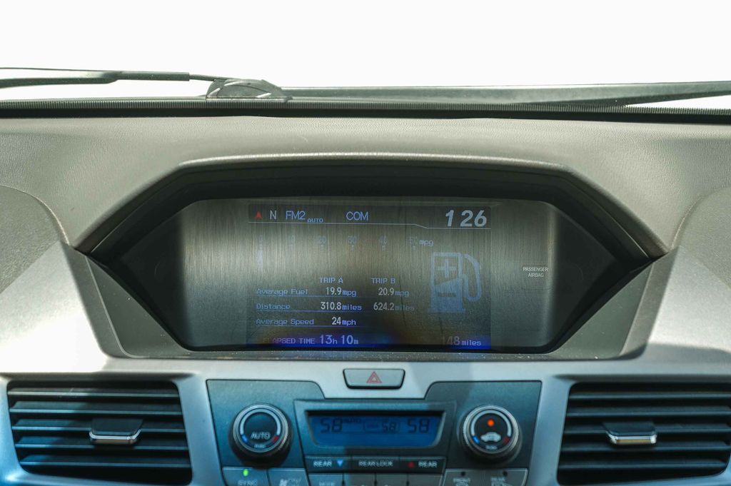 Thumbnail: 2013 Honda Odyssey - 14