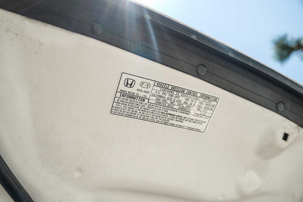 Thumbnail: 2013 Honda Odyssey - 18