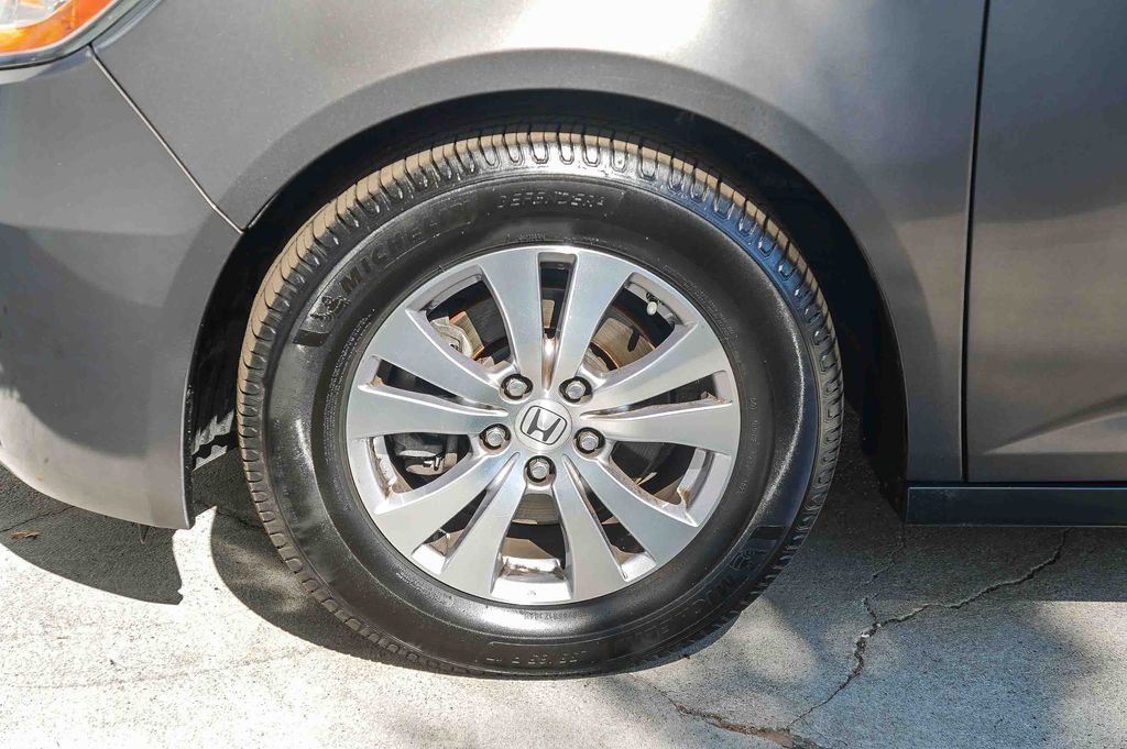 Thumbnail: 2015 Honda Odyssey - 7