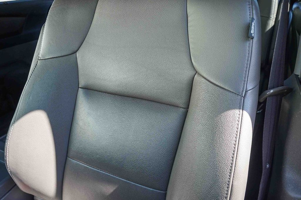 Thumbnail: 2015 Honda Odyssey - 33