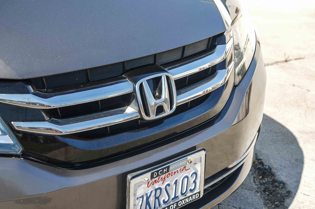 Thumbnail: 2015 Honda Odyssey - 21