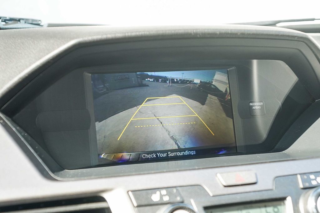 Thumbnail: 2015 Honda Odyssey - 32
