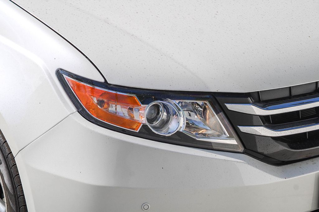 Thumbnail: 2015 Honda Odyssey - 10