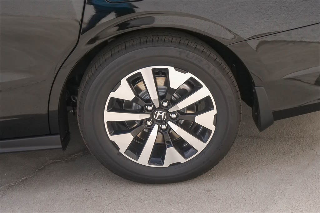 Thumbnail: 2026 Honda Odyssey - 18