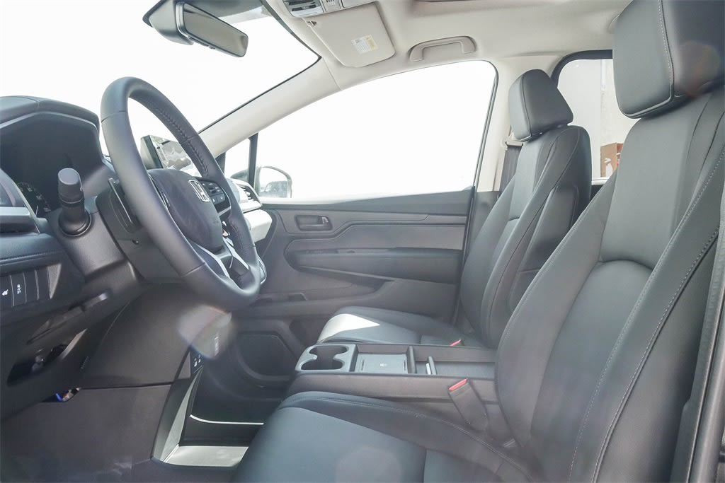 Thumbnail: 2026 Honda Odyssey - 9