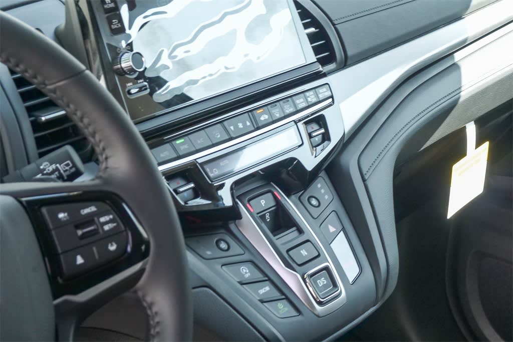 Thumbnail: 2026 Honda Odyssey - 35