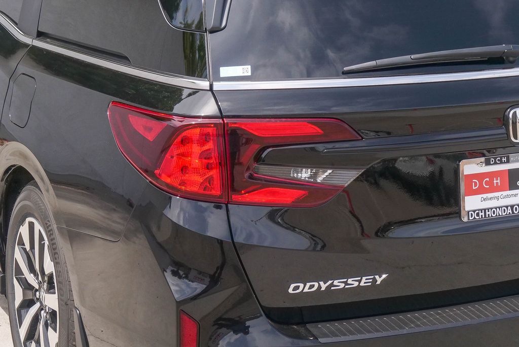 Thumbnail: 2026 Honda Odyssey - 29