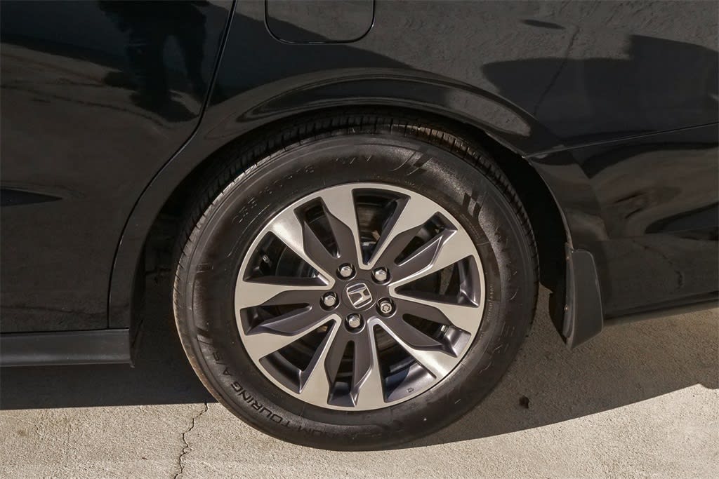 Thumbnail: 2023 Honda Odyssey - 19