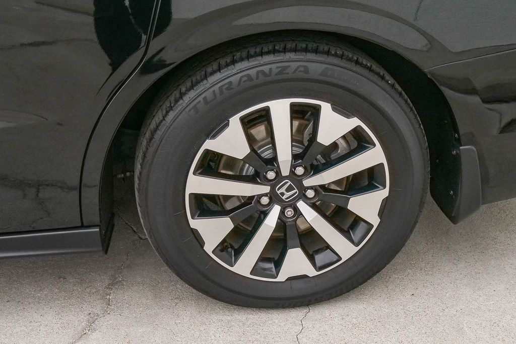 Thumbnail: 2025 Honda Odyssey - 19