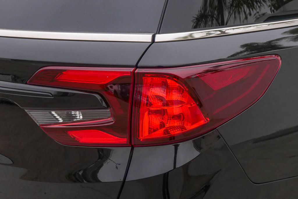 Thumbnail: 2025 Honda Odyssey - 21