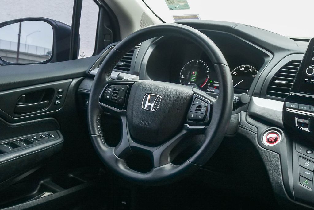 Thumbnail: 2025 Honda Odyssey - 13