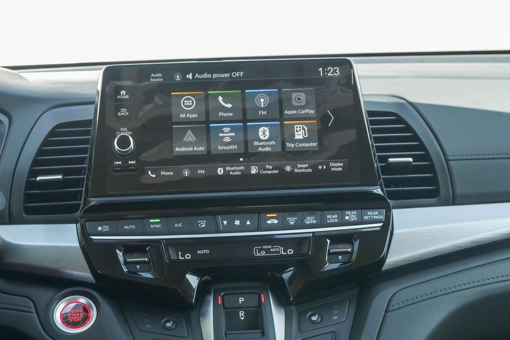 Thumbnail: 2026 Honda Odyssey - 13