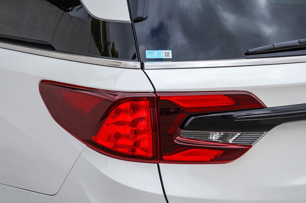 Thumbnail: 2026 Honda Odyssey - 18