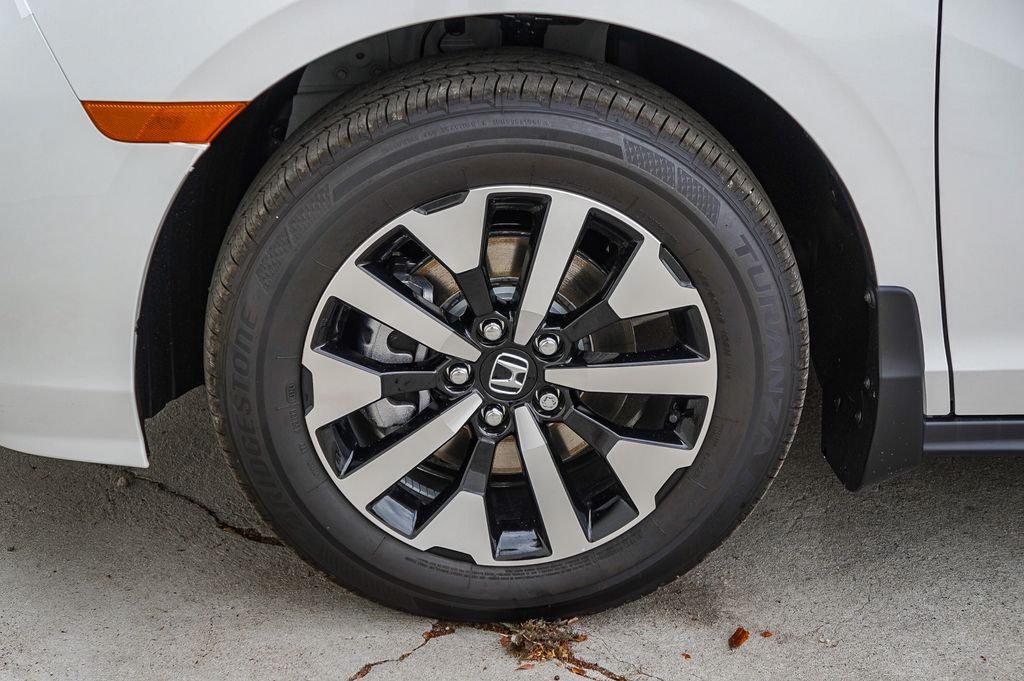 Thumbnail: 2026 Honda Odyssey - 7