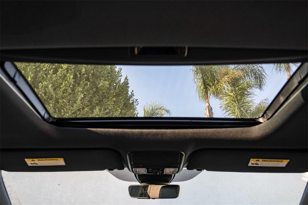 Thumbnail: 2026 Honda Odyssey - 25