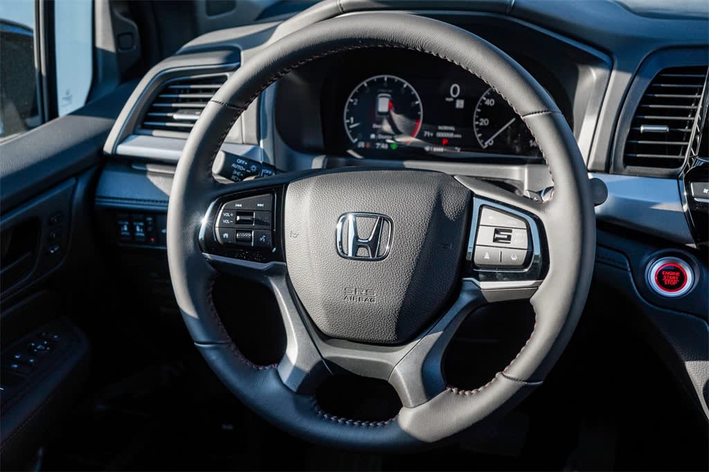 Thumbnail: 2026 Honda Odyssey - 9