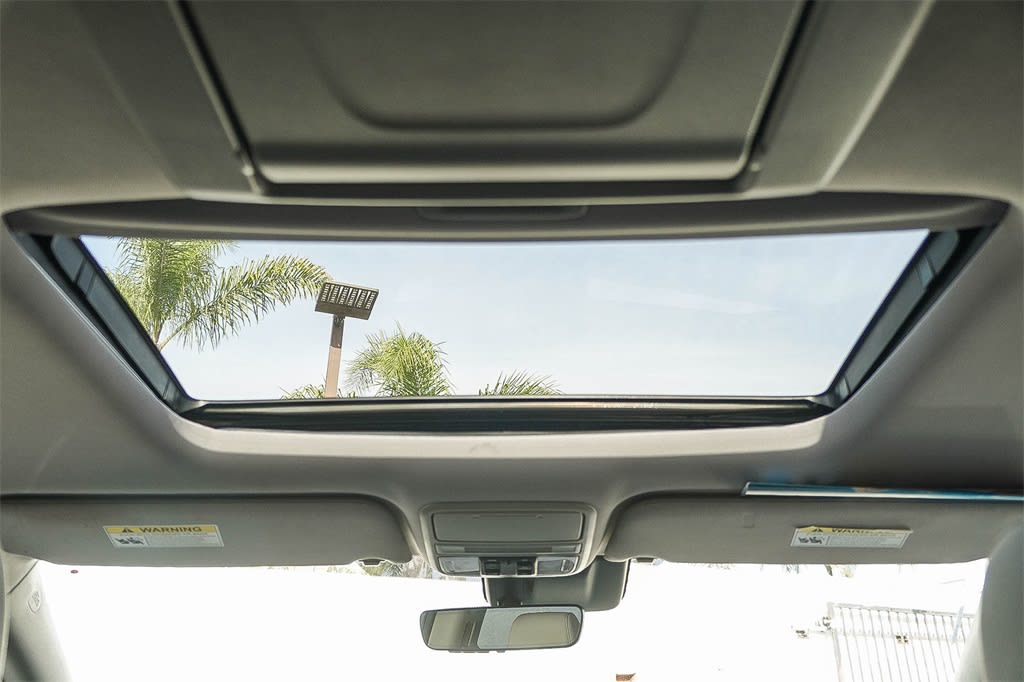 Thumbnail: 2019 Honda Odyssey - 26