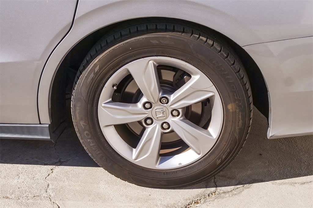 Thumbnail: 2018 Honda Odyssey - 9