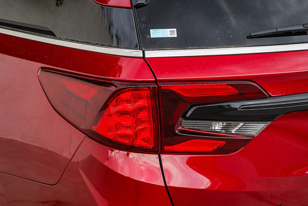 Thumbnail: 2026 Honda Odyssey - 19