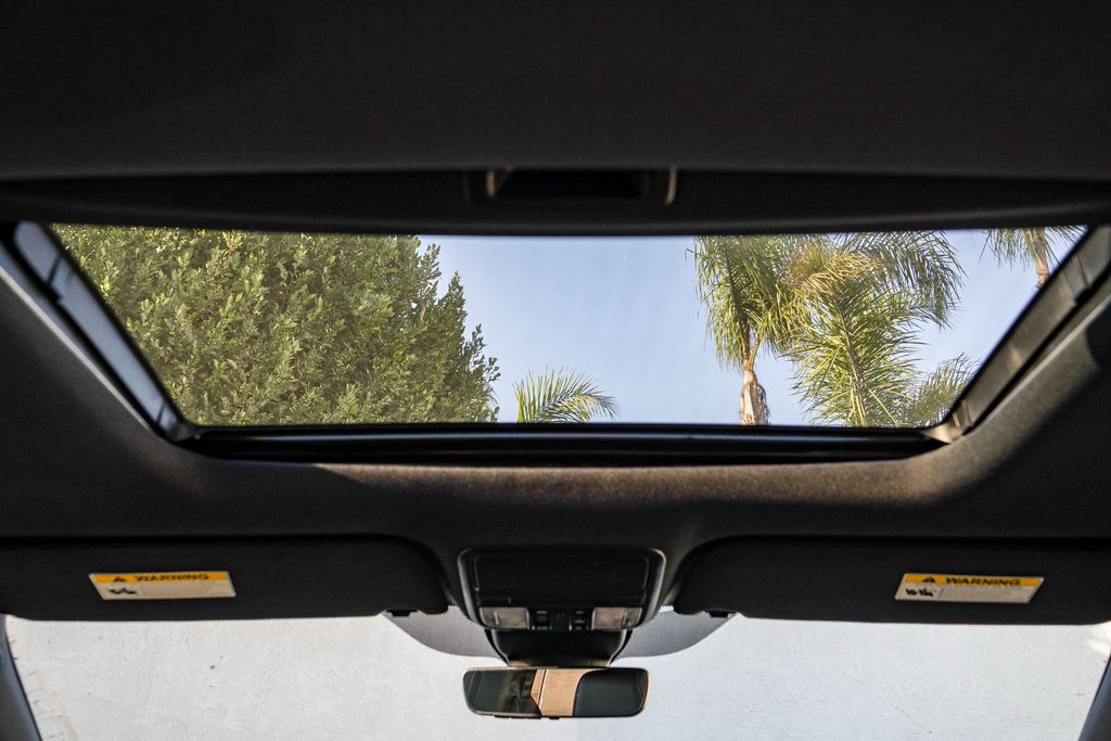 Thumbnail: 2026 Honda Odyssey - 25