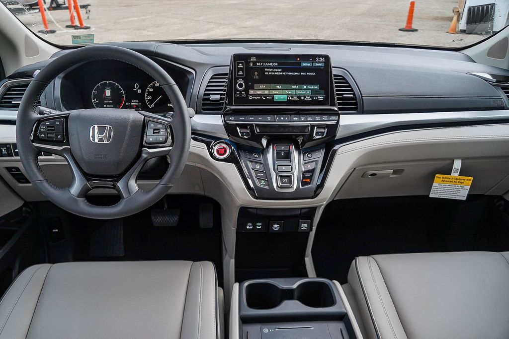 Thumbnail: 2026 Honda Odyssey - 2