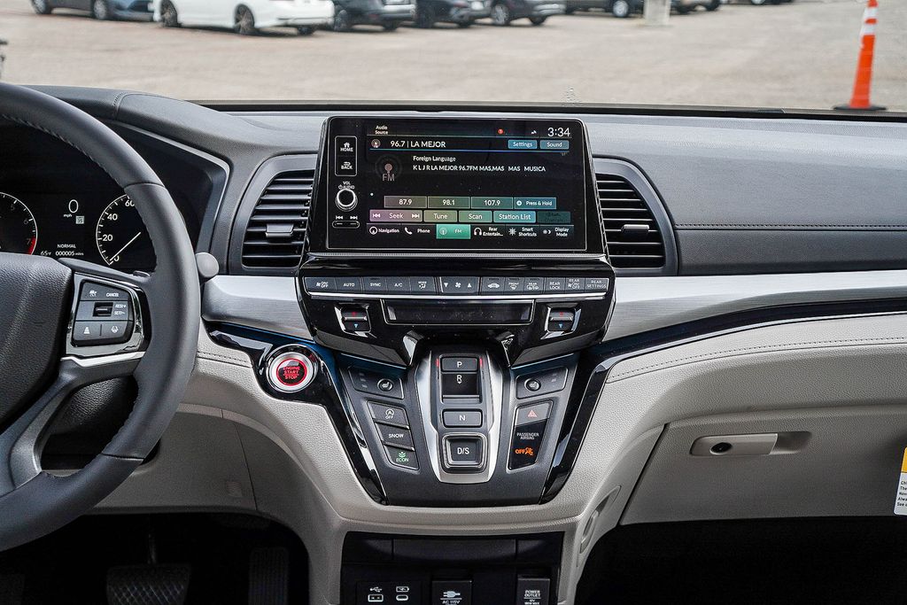 Thumbnail: 2026 Honda Odyssey - 8