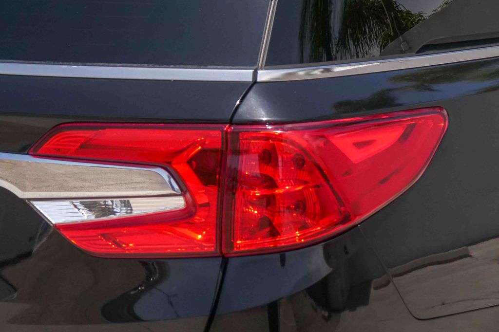 Thumbnail: 2019 Honda Odyssey - 19