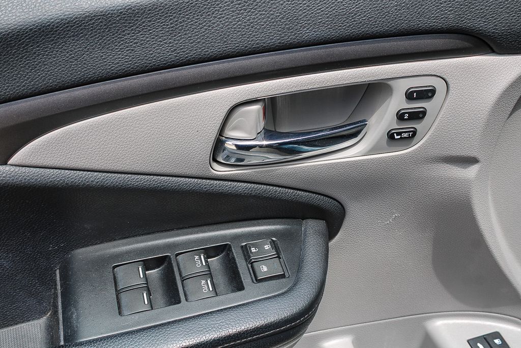 Thumbnail: 2021 Honda Pilot - 21