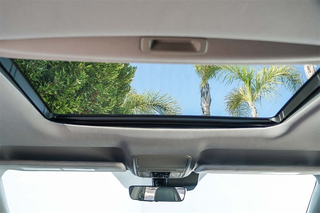 Thumbnail: 2019 Honda Pilot - 26