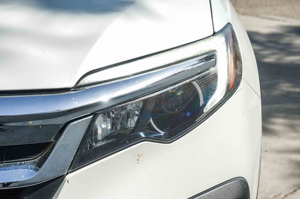 Thumbnail: 2021 Honda Pilot - 10