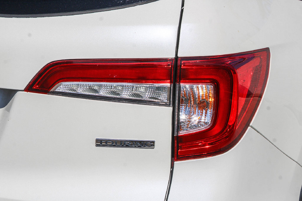 Thumbnail: 2019 Honda Pilot - 9
