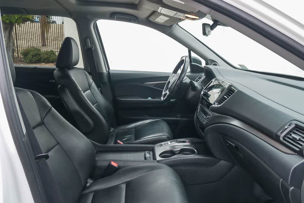 Thumbnail: 2021 Honda Pilot - 10